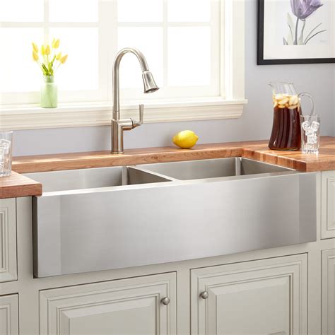 stainless steel apron farmhouse sink